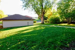 806 N 7th St, Virginia, MN 55792 - Photo 34