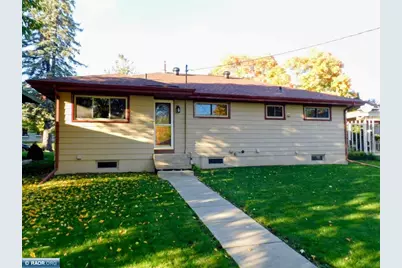 806 N 7th St, Virginia, MN 55792 - Photo 2