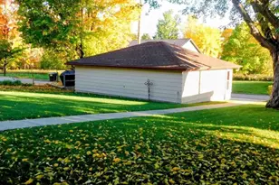 806 N 7th St, Virginia, MN 55792 - Photo 32