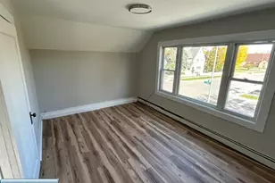 2303 E 2nd Ave, Hibbing, MN 55746 - Photo 12