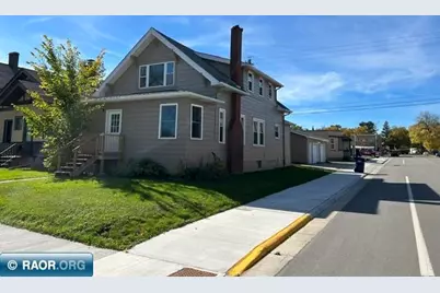 2303 E 2nd Ave, Hibbing, MN 55746 - Photo 28