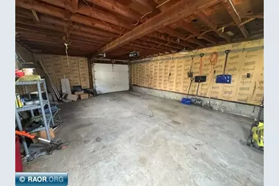 1219 E 13th St, Hibbing, MN 55746 - Photo 18
