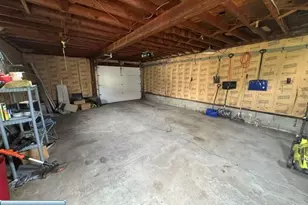 1219 E 13th St, Hibbing, MN 55746 - Photo 18