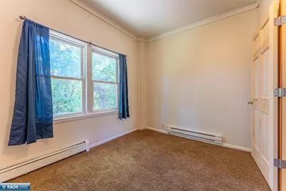 212 S 8th St, Virginia, MN 55792 - Photo 20