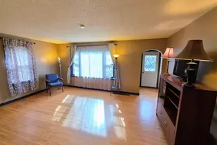 1945 E 26th St, Hibbing, MN 55746 - Photo 14