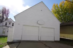 410 NW 3rd St, Chisholm, MN 55719 - Photo 6
