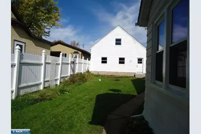 410 NW 3rd Street, Chisholm, MN 55719 - Photo 4