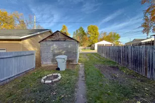214 2nd Ave NW, Chisholm, MN 55719 - Photo 24