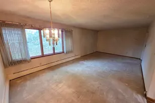 1002 E 23rd St, Hibbing, MN 55746 - Photo 14