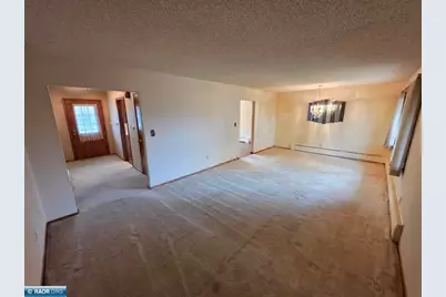 1002 E 23rd St, Hibbing, MN 55746 - Photo 12