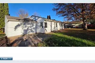 416 Highland Drive, Hibbing, MN 55746 - Photo 16