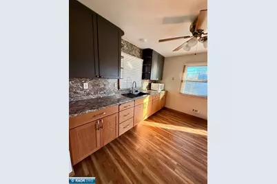 201 E 4th Ave N, Aurora, MN 55705 - Photo 4