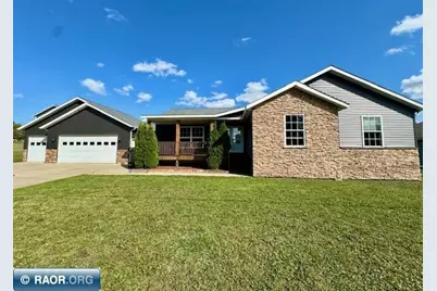 1404 N 4th Avenue W, Virginia, MN 55792 - Photo 1