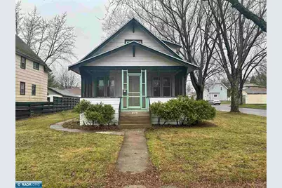 2701 6th Ave E, Hibbing, MN 55746 - Photo 1