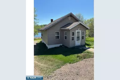 310 N 1st Ave, Hibbing, MN 55746 - Photo 1