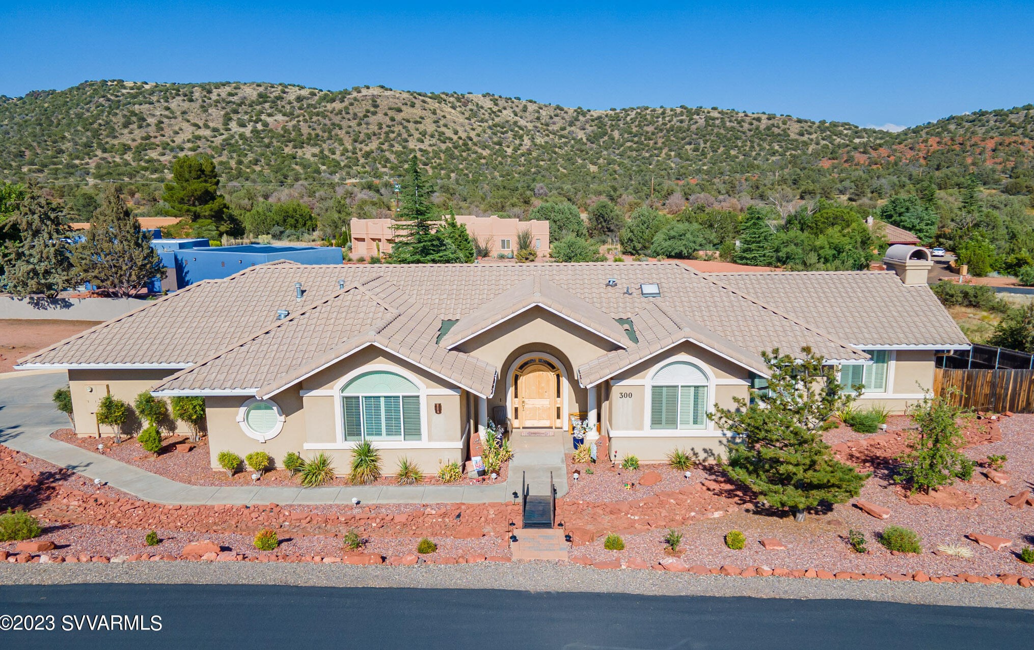 300 Michaels Ranch Dr, Sedona AZ 86336-9526 exterior