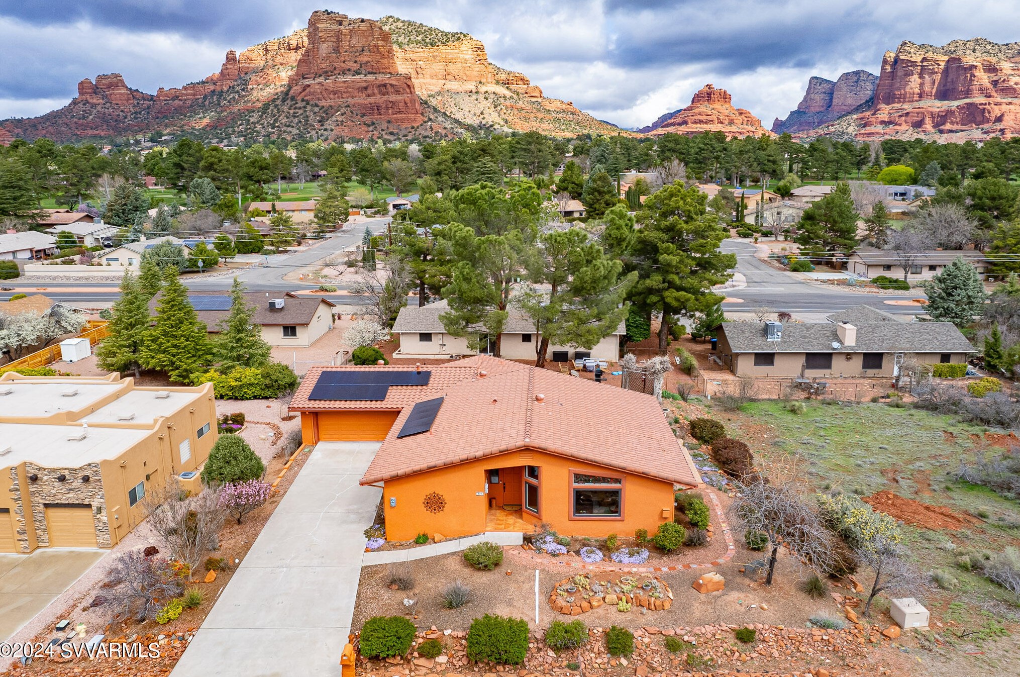 120 Starlight Way, Sedona AZ 86351-7362 exterior