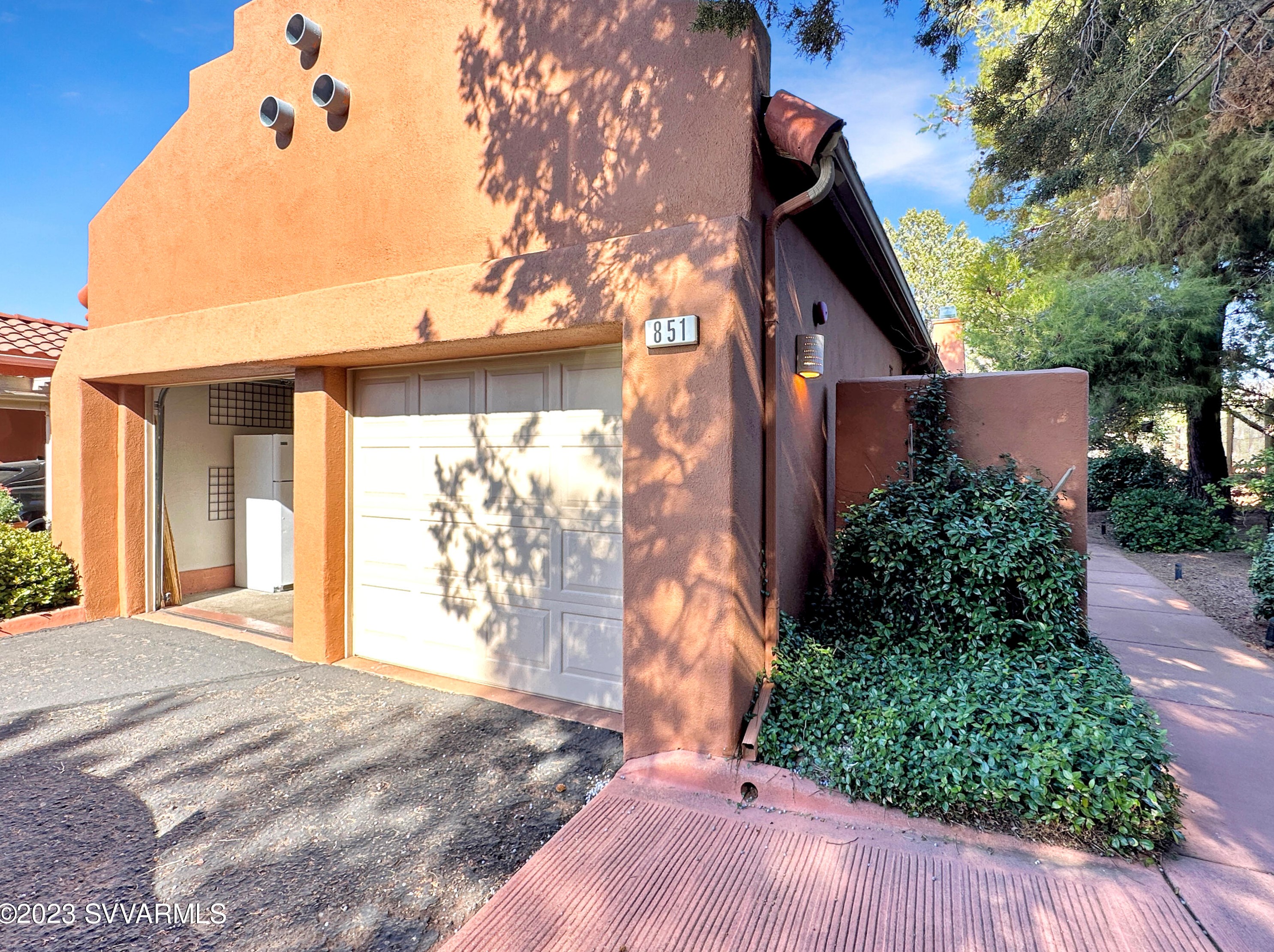 851 Dusty Rose Dr, Sedona AZ 86336-7427 exterior