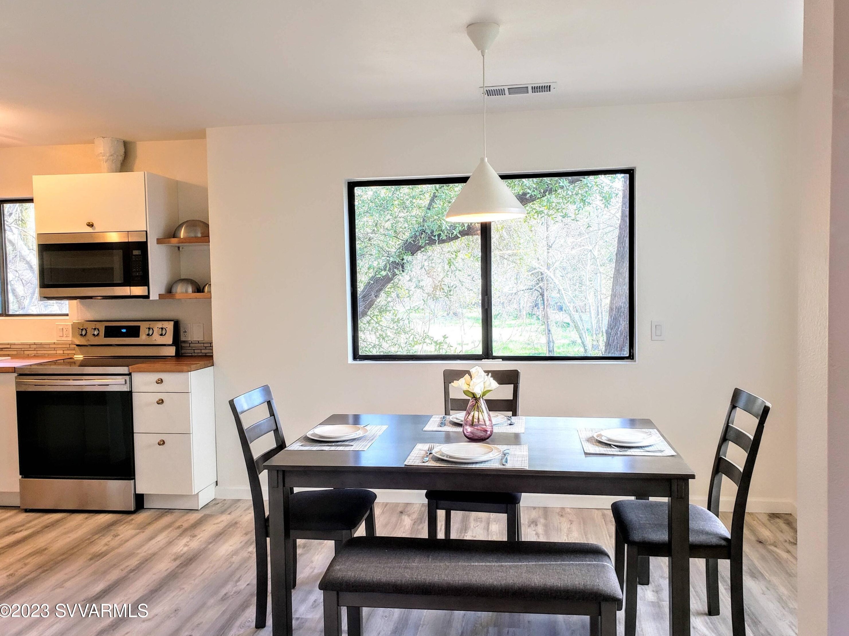 185 Blackhawk Ln, Sedona AZ 86336-6279 exterior