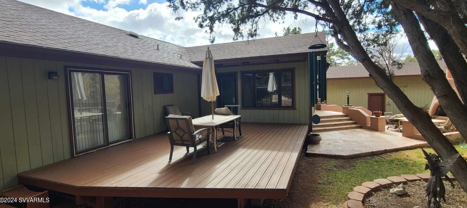 305 Mtn Shadows Dr, Sedona AZ 86336-3929 exterior