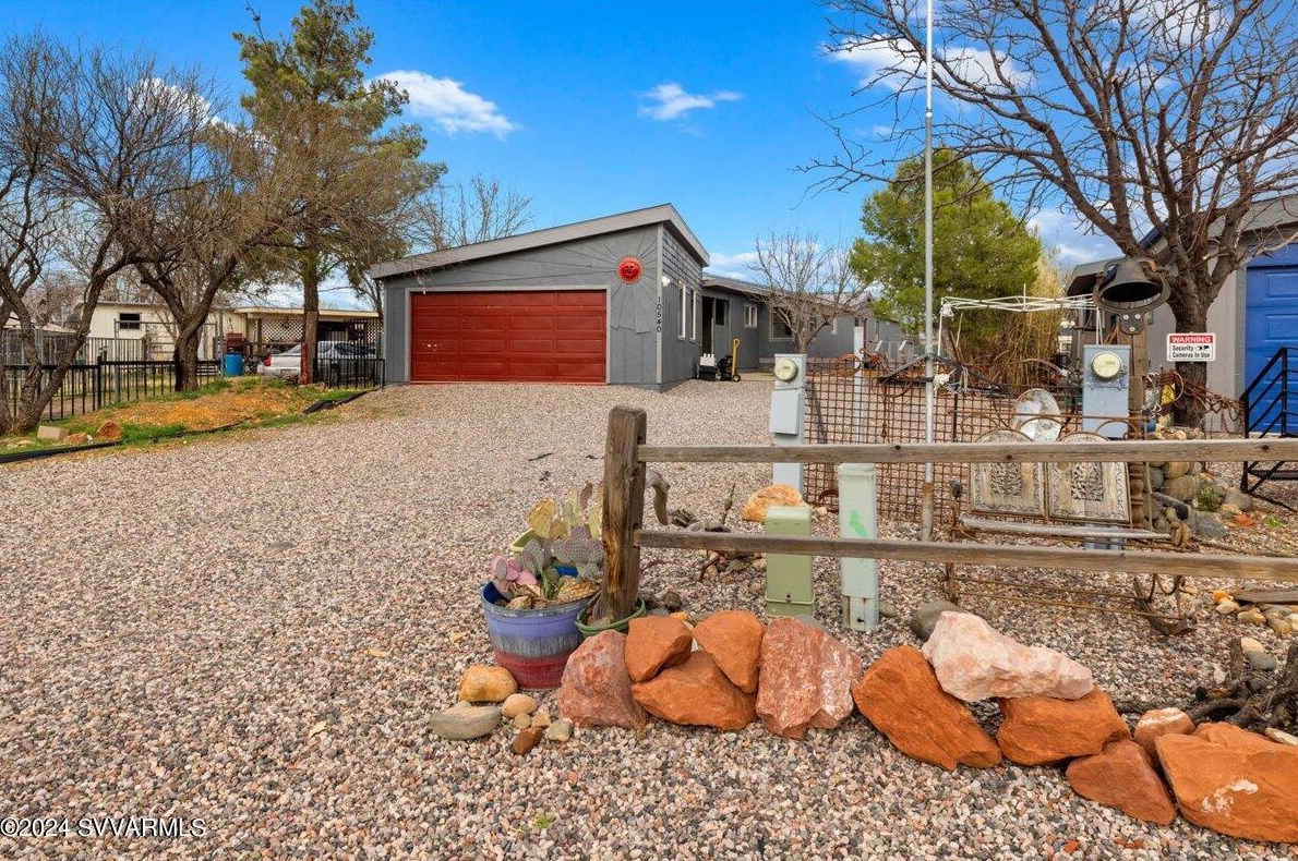 10540 Storey Dr, Cornville, AZ 86325-5035