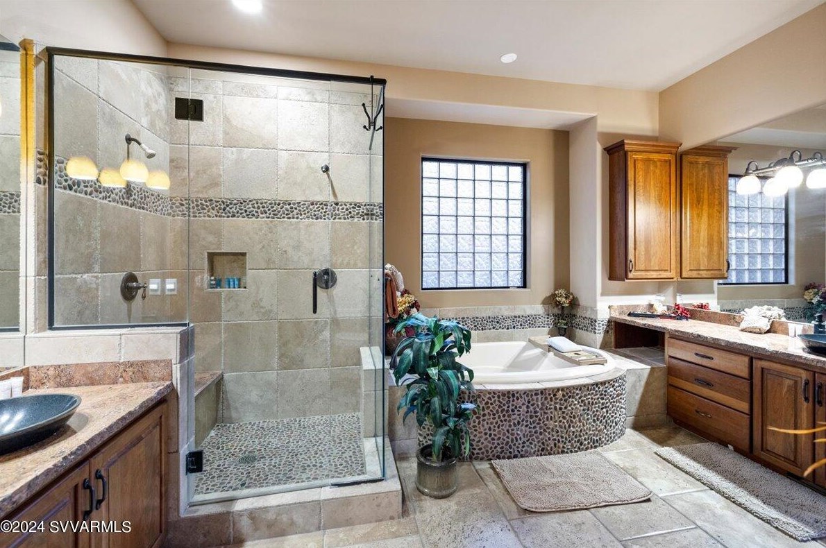 180 Sugar Loaf Dr, Sedona AZ 86336-6295 exterior