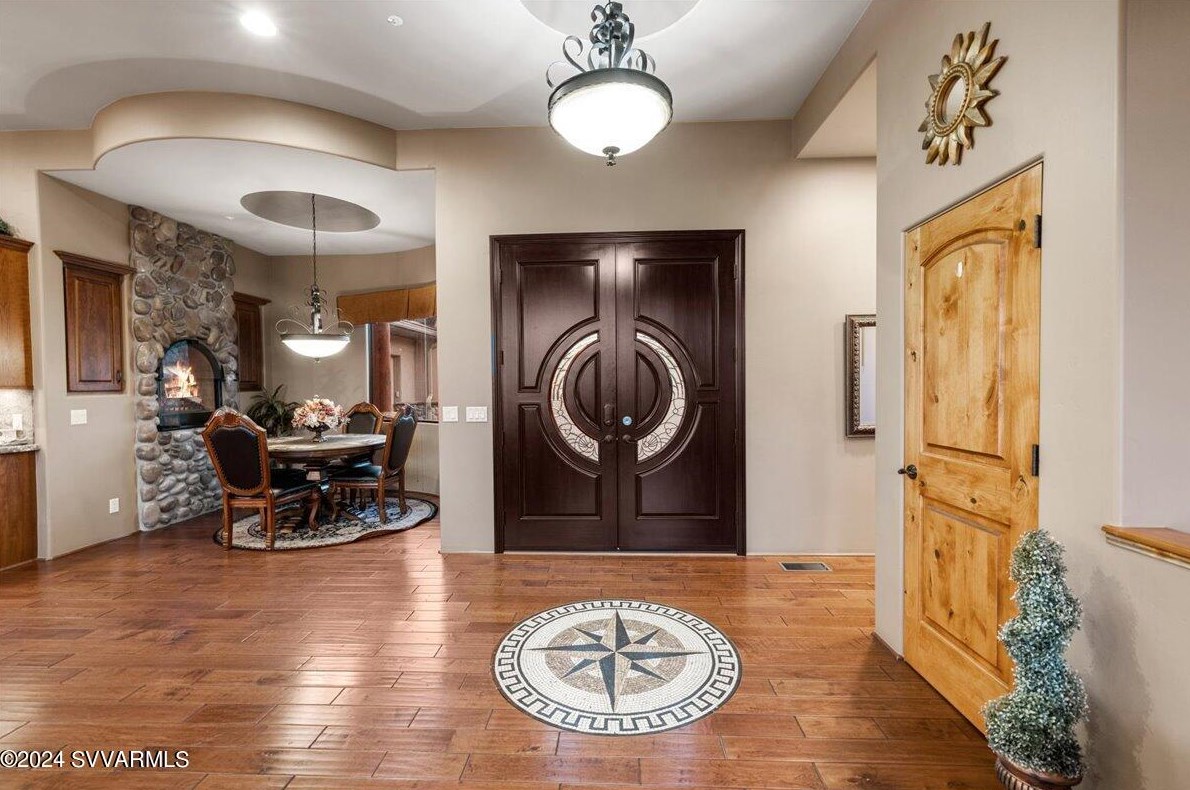 180 Sugar Loaf Dr, Sedona AZ 86336-6295 exterior