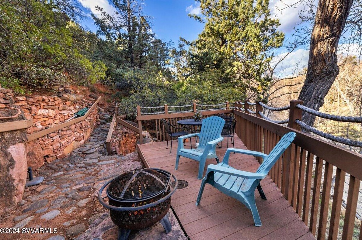 180 Sugar Loaf Dr, Sedona AZ 86336-6295 exterior