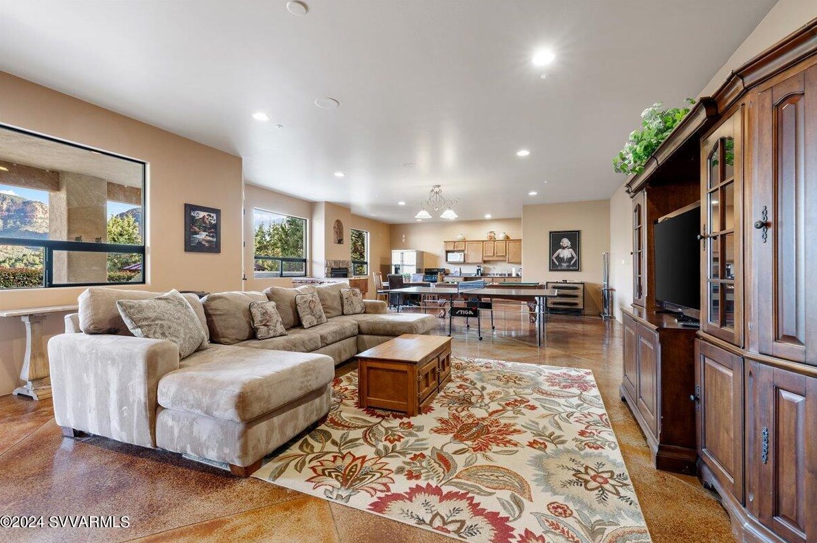 180 Sugar Loaf Dr, Sedona AZ 86336-6295 exterior