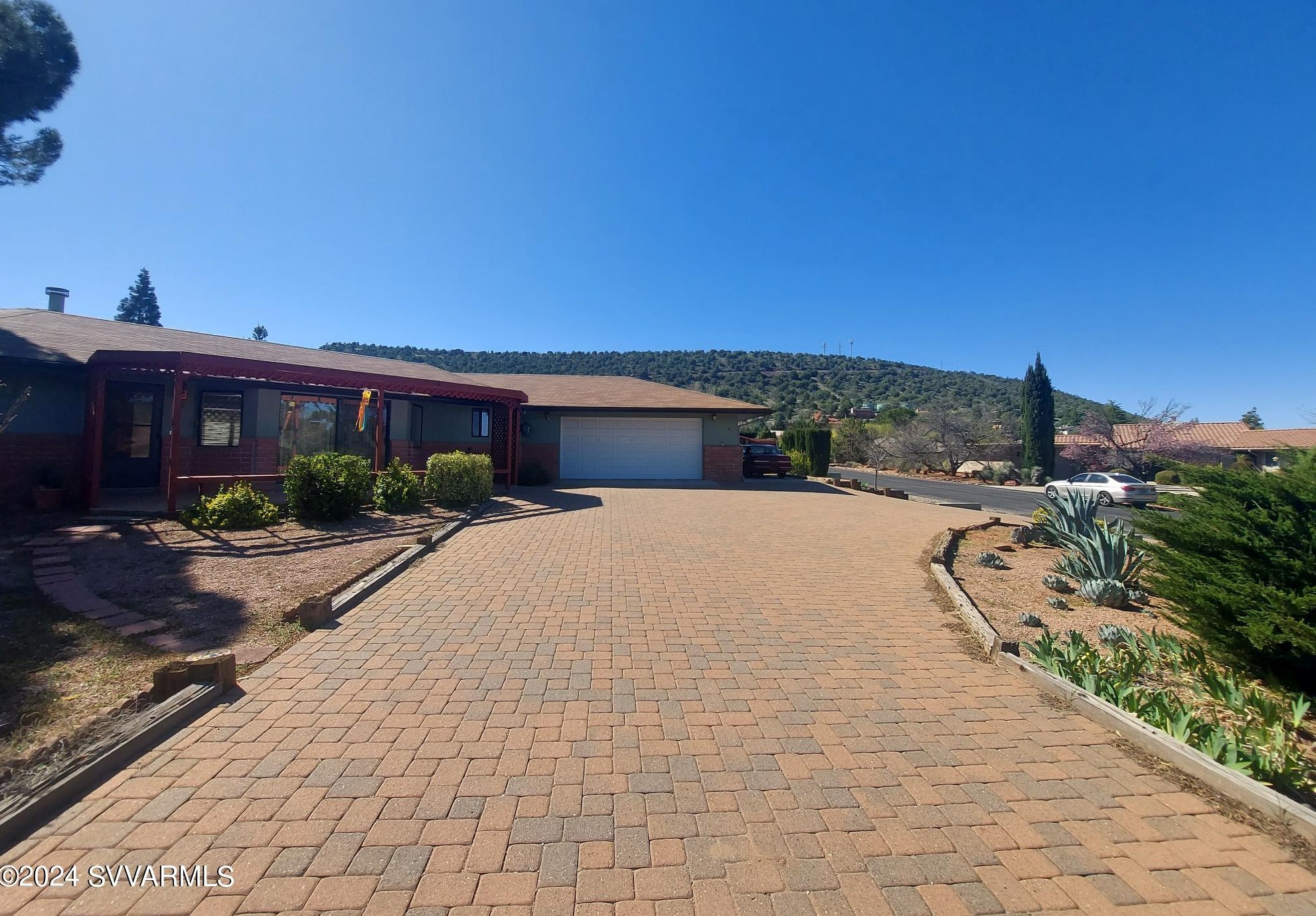 10 Sunset Cir, Sedona, AZ 86336-5725
