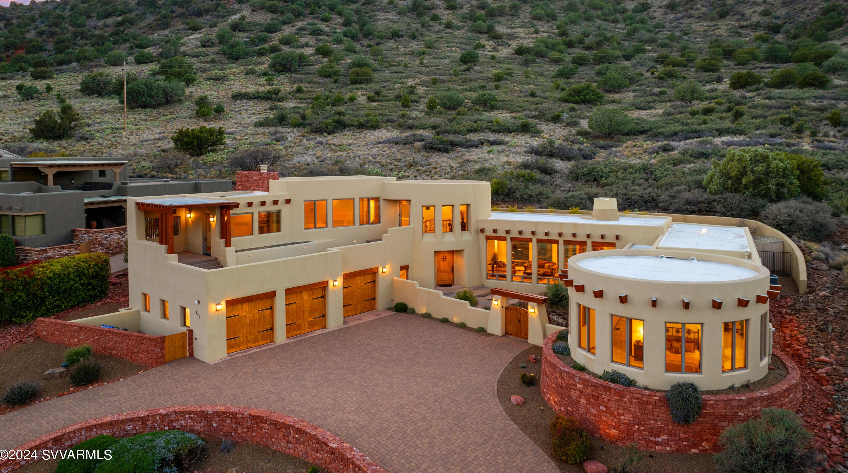 240 Crystal Sky Dr, Sedona AZ 86351-7450 exterior