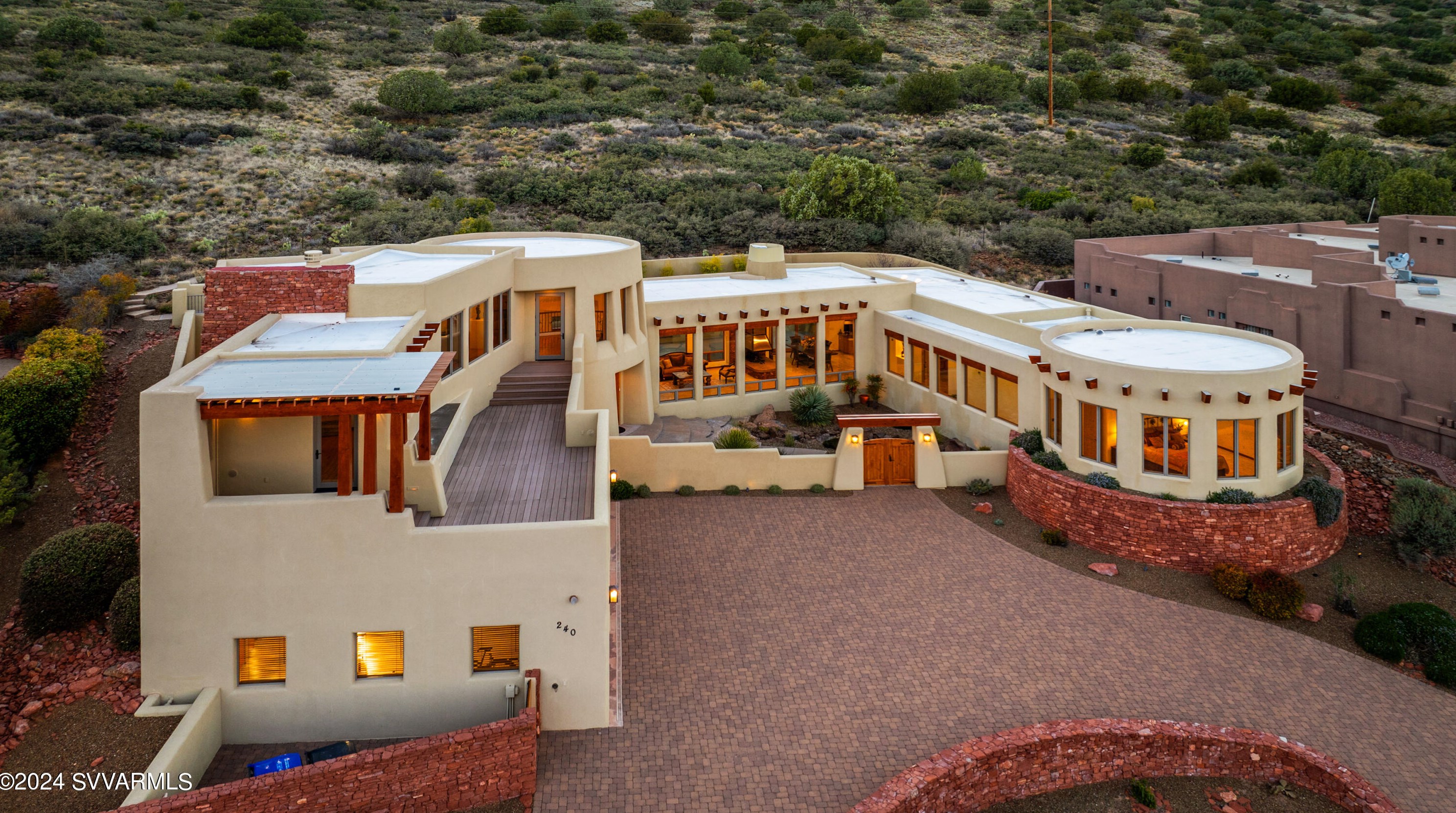 240 Crystal Sky Dr, Sedona AZ 86351-7450 exterior