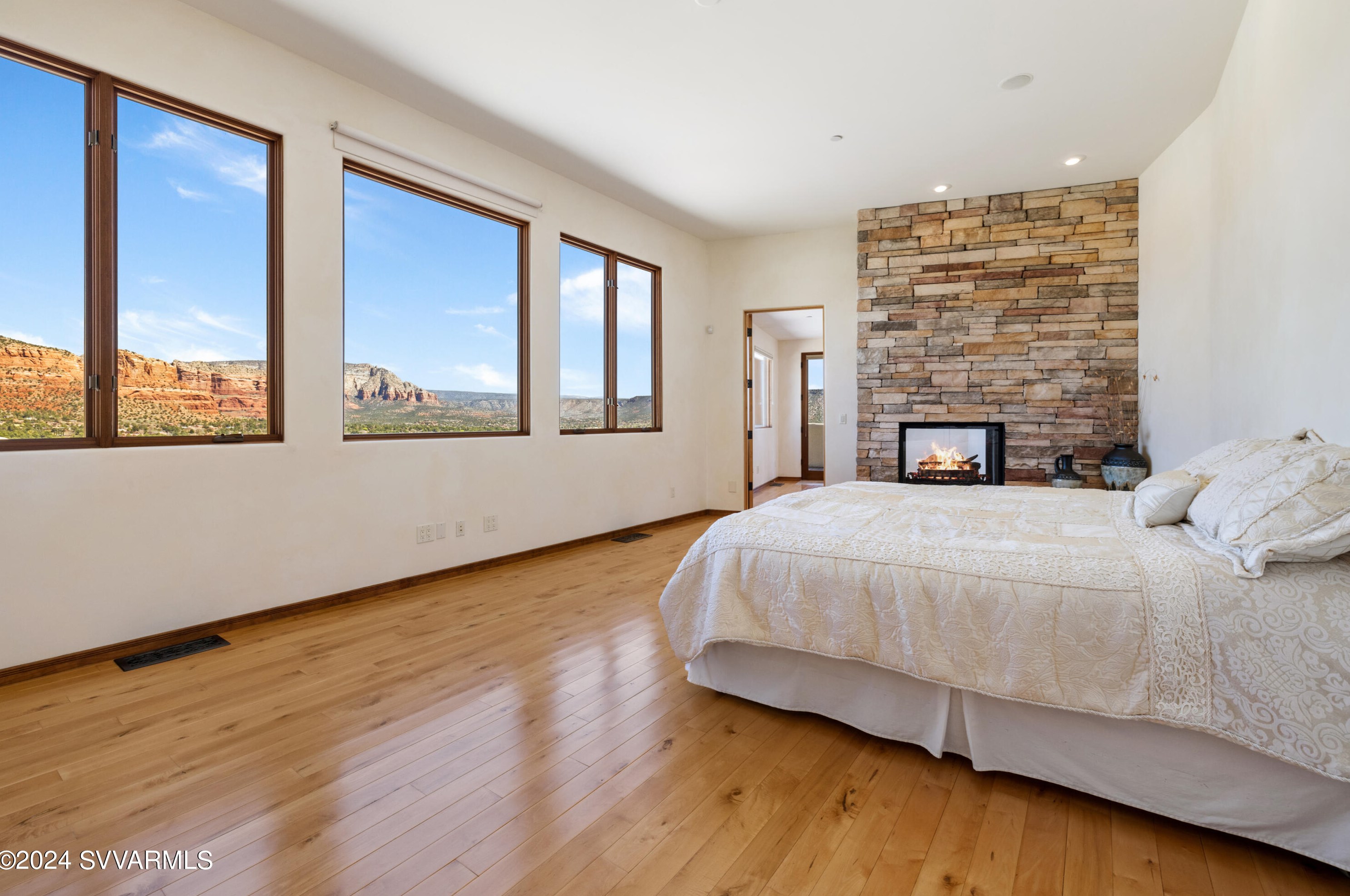 240 Crystal Sky Dr, Sedona AZ 86351-7450 exterior