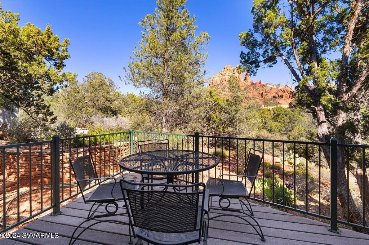 45 Sedona Vw Dr, Sedona AZ 86336-6141 exterior