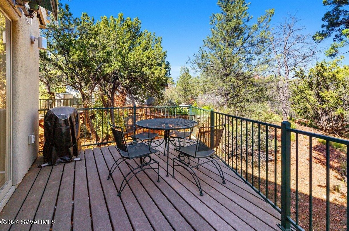 45 Sedona Vw Dr, Sedona AZ 86336-6141 exterior