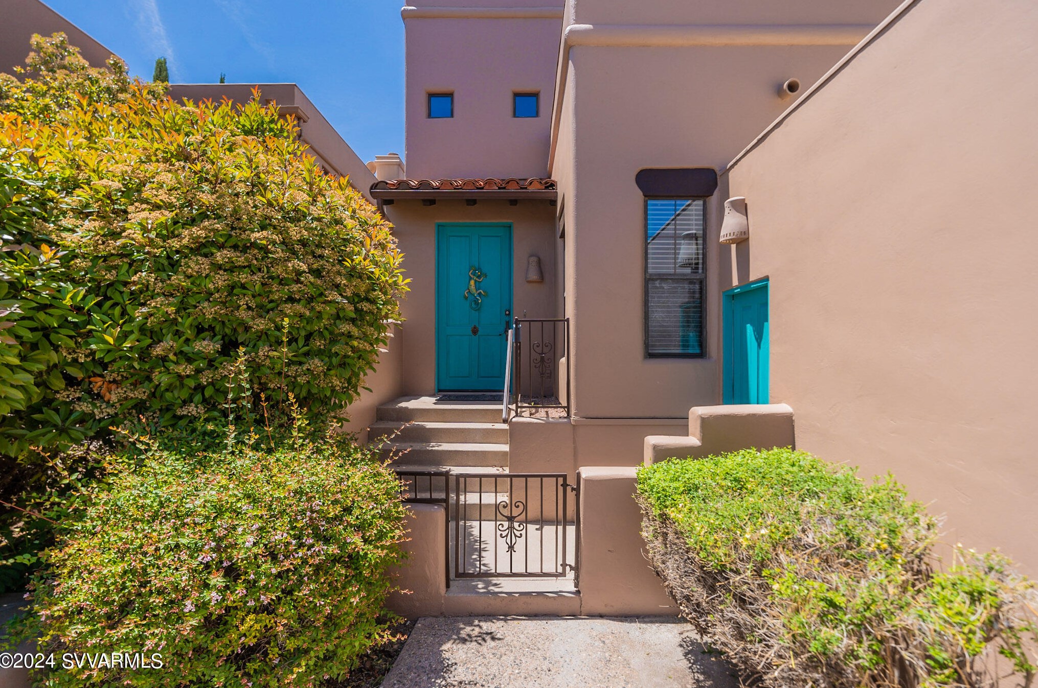 1403 Vista Montana Rd, Sedona, AZ 86336-4743