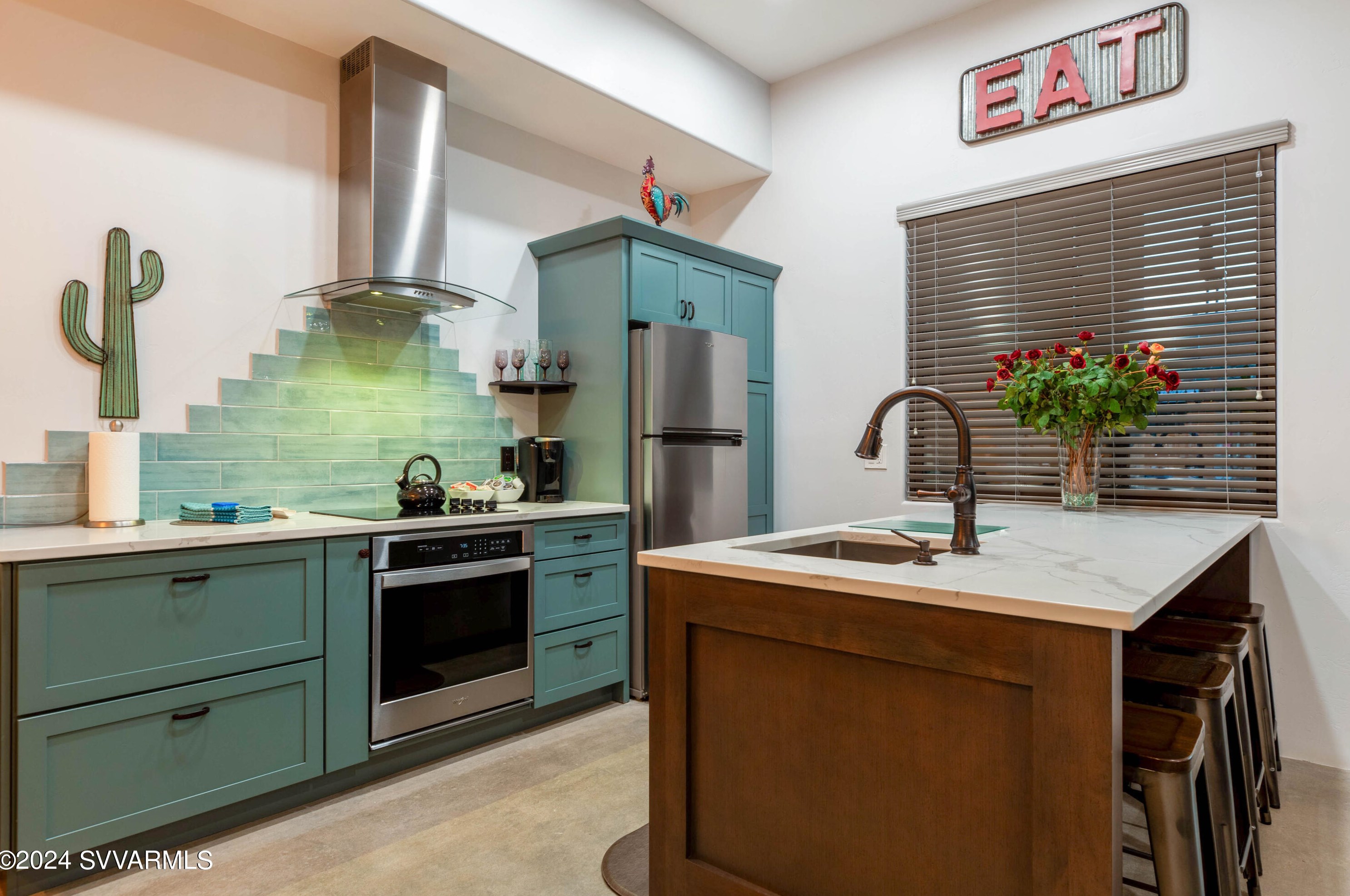1037 Main St, Cottonwood AZ  86326-3915 exterior