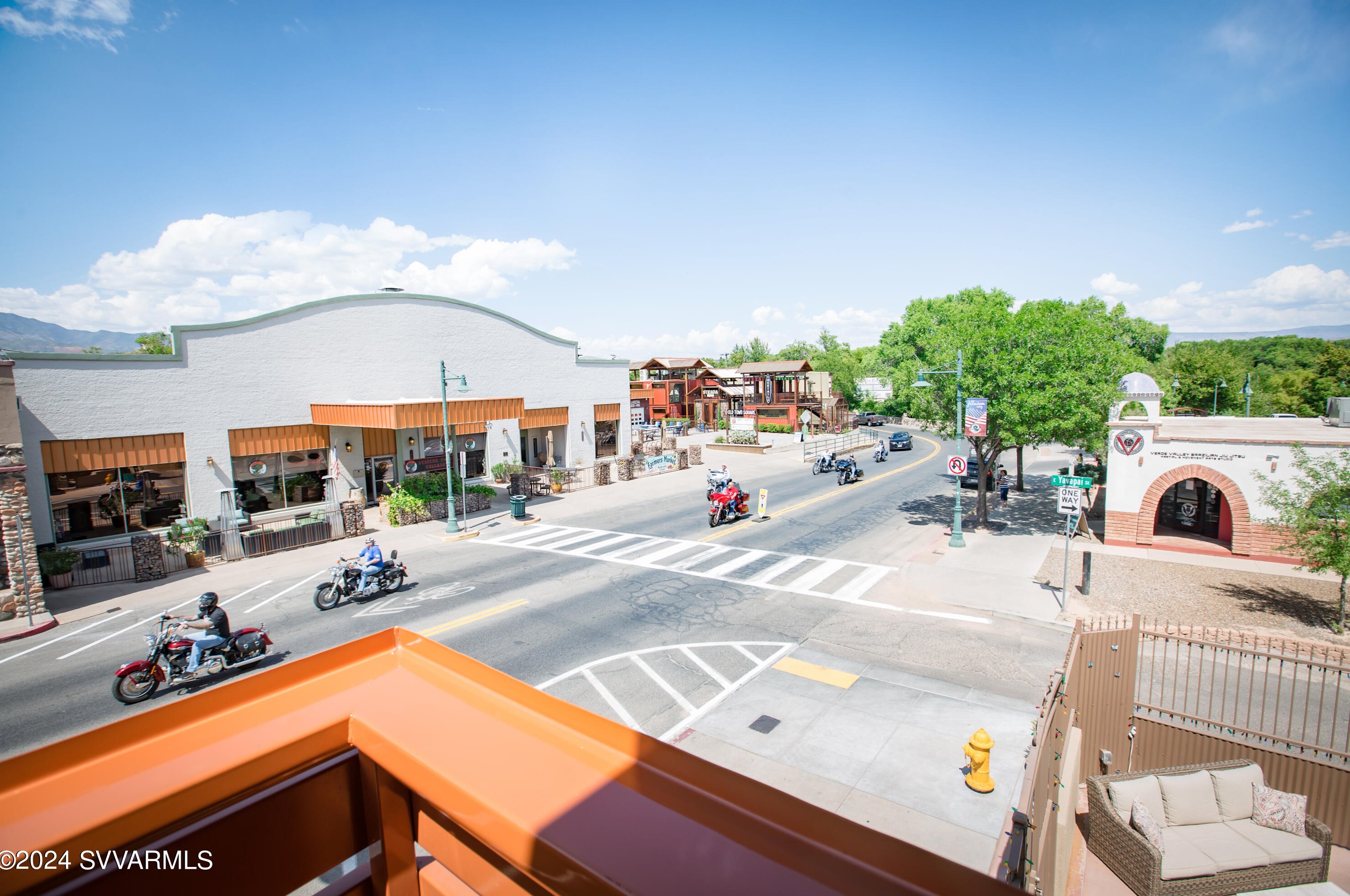 1037 Main St, Cottonwood AZ  86326-3915 exterior
