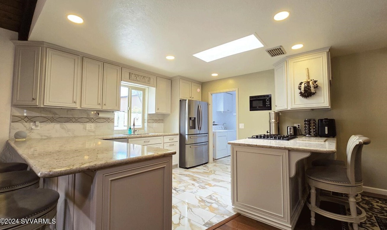 50 Pne Ct, Sedona AZ 86351-7739 exterior