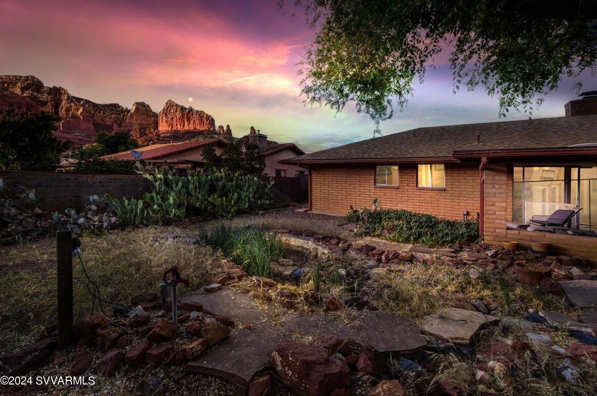 110 Tonto Rd, Sedona, AZ 86336-3511