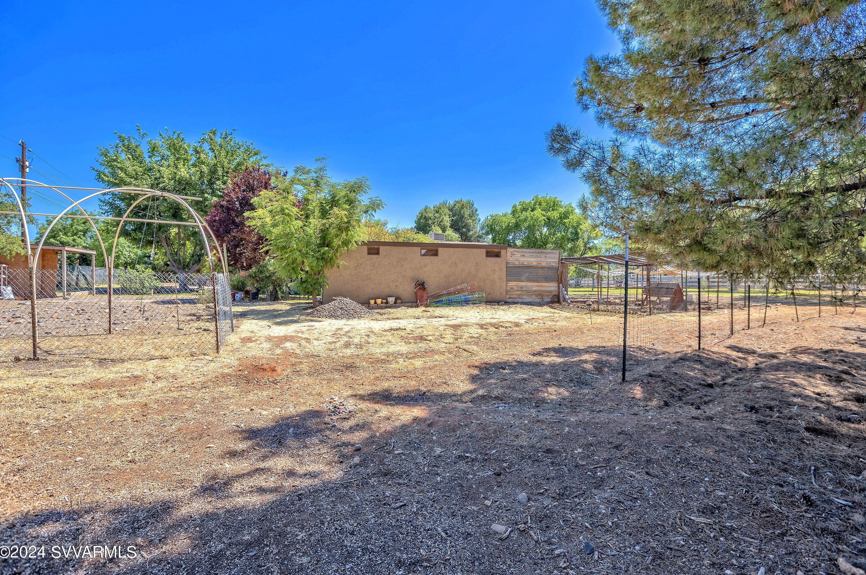 10760 Willow Dr, Cornville AZ  86325-5400 exterior