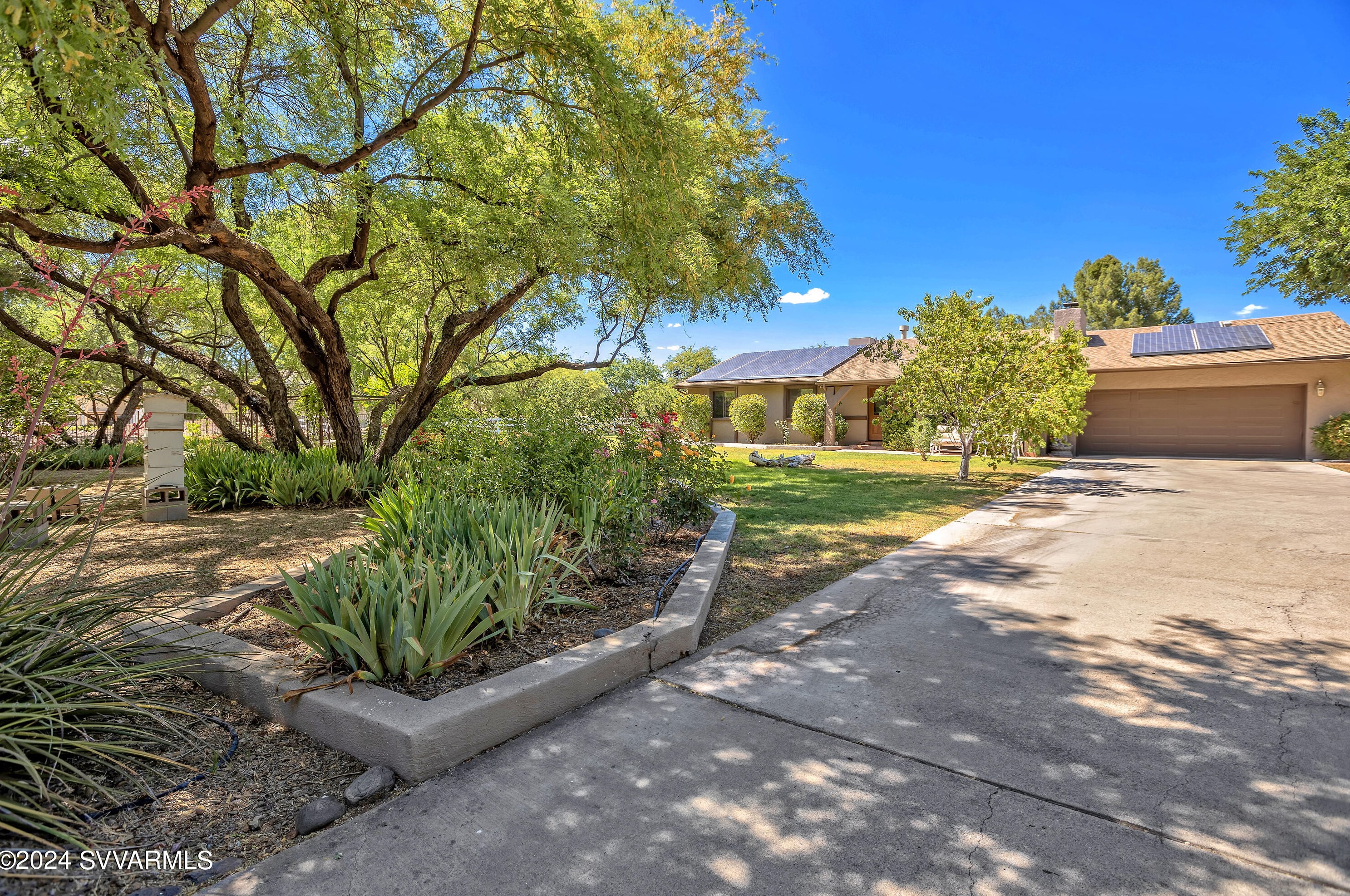 10760 Willow Dr, Cornville AZ  86325-5400 exterior