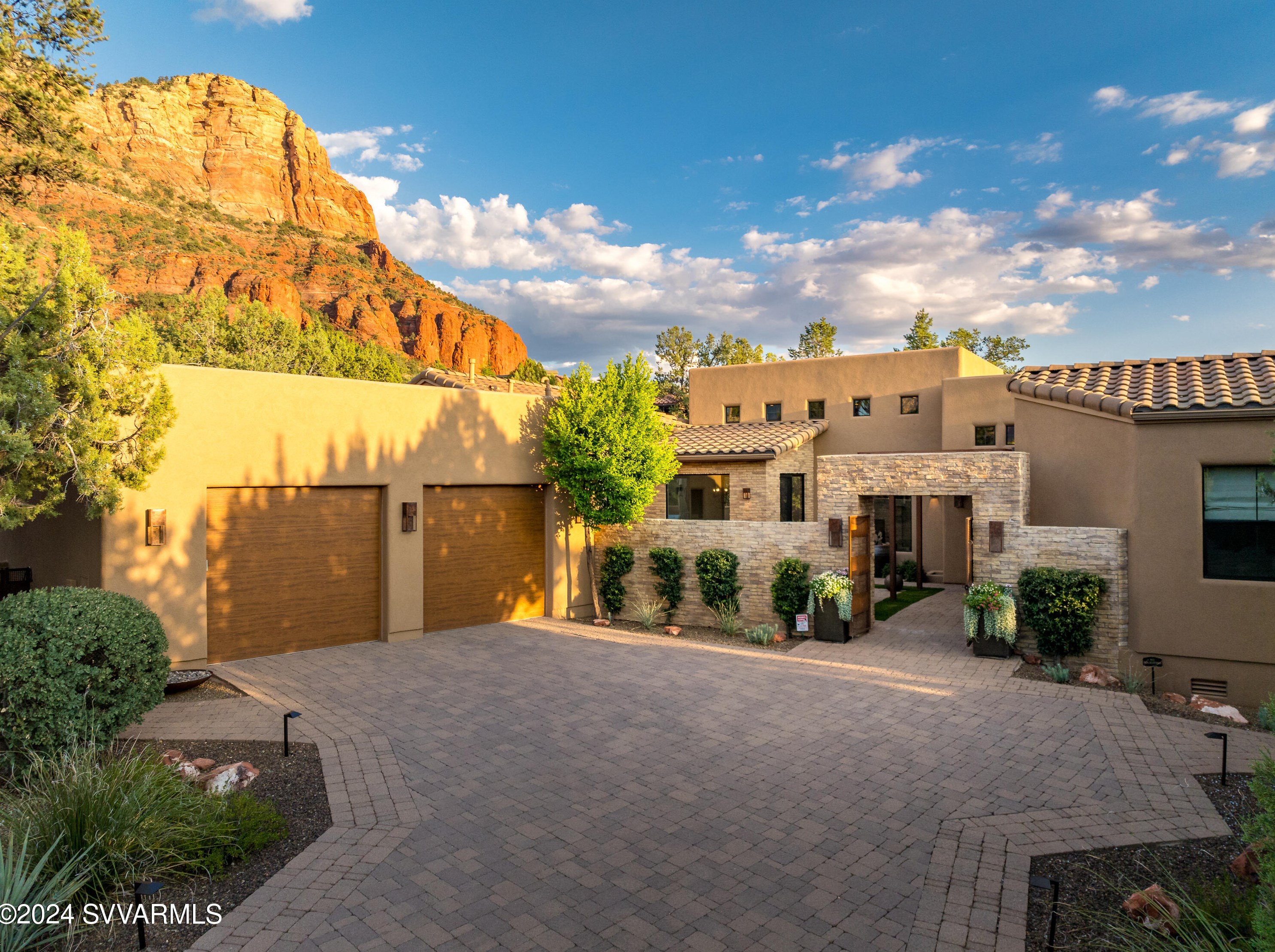 430 Acacia Dr / 42 Cari Ct, Sedona, AZ 86336