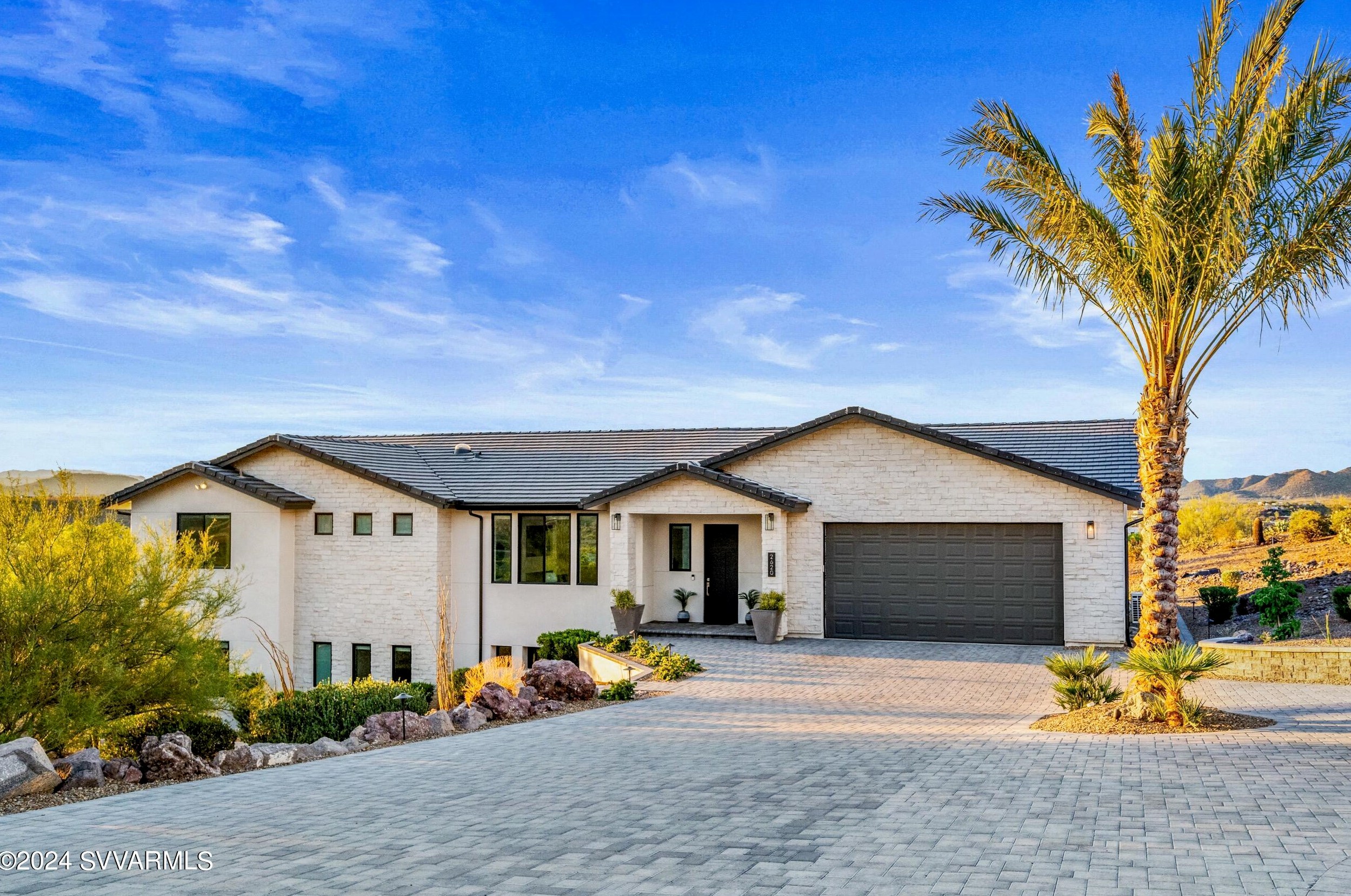 2620 Wolftrap Rd, Phoenix AZ 85087-8286 exterior