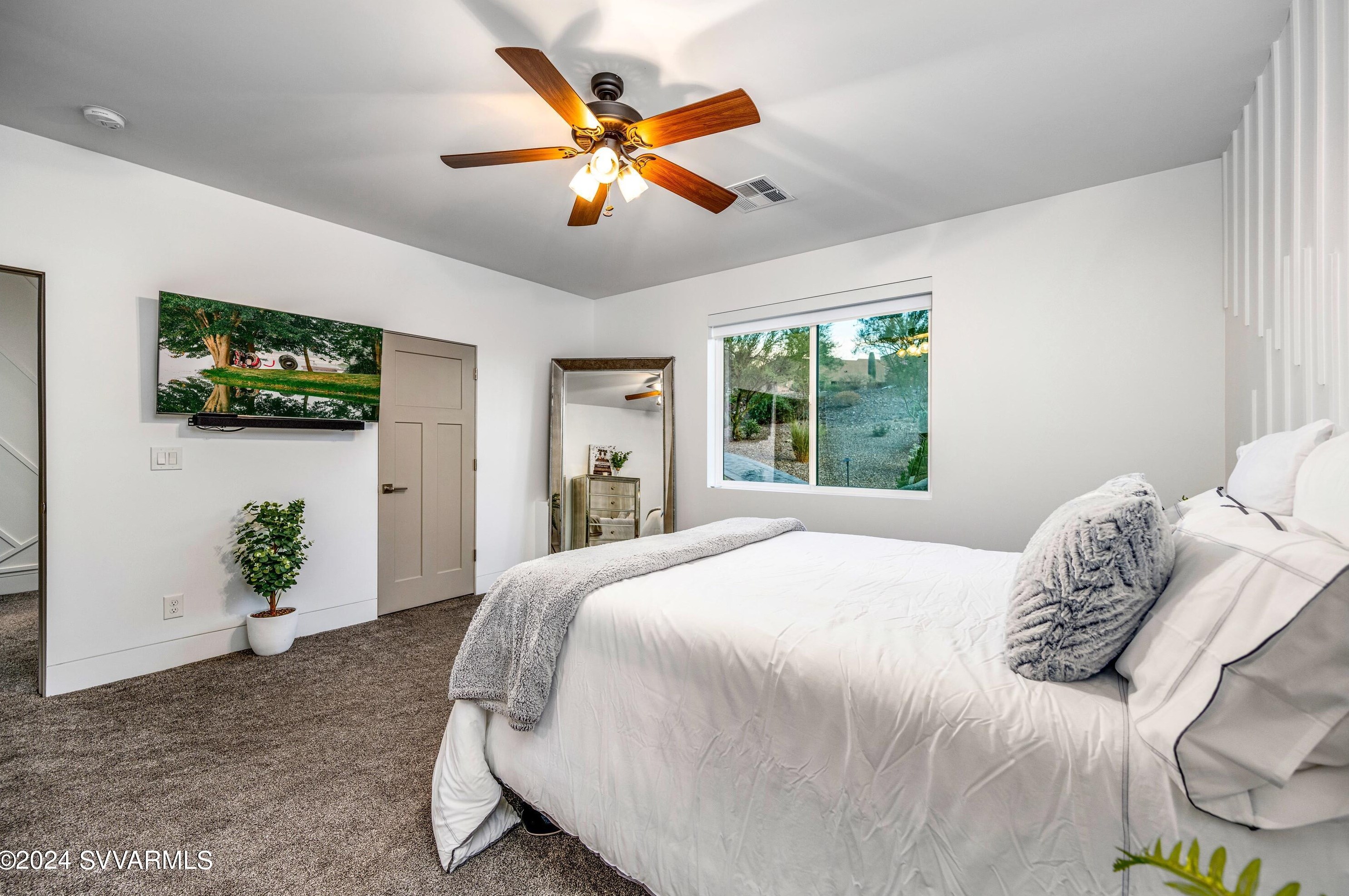 2620 Wolftrap Rd, Phoenix AZ 85087-8286 exterior