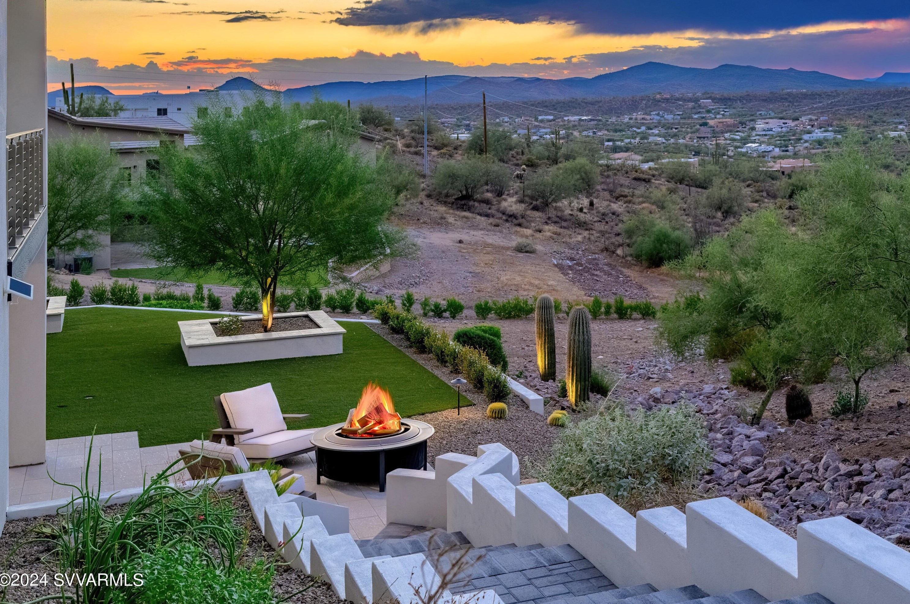 2620 Wolftrap Rd, Phoenix AZ 85087-8286 exterior