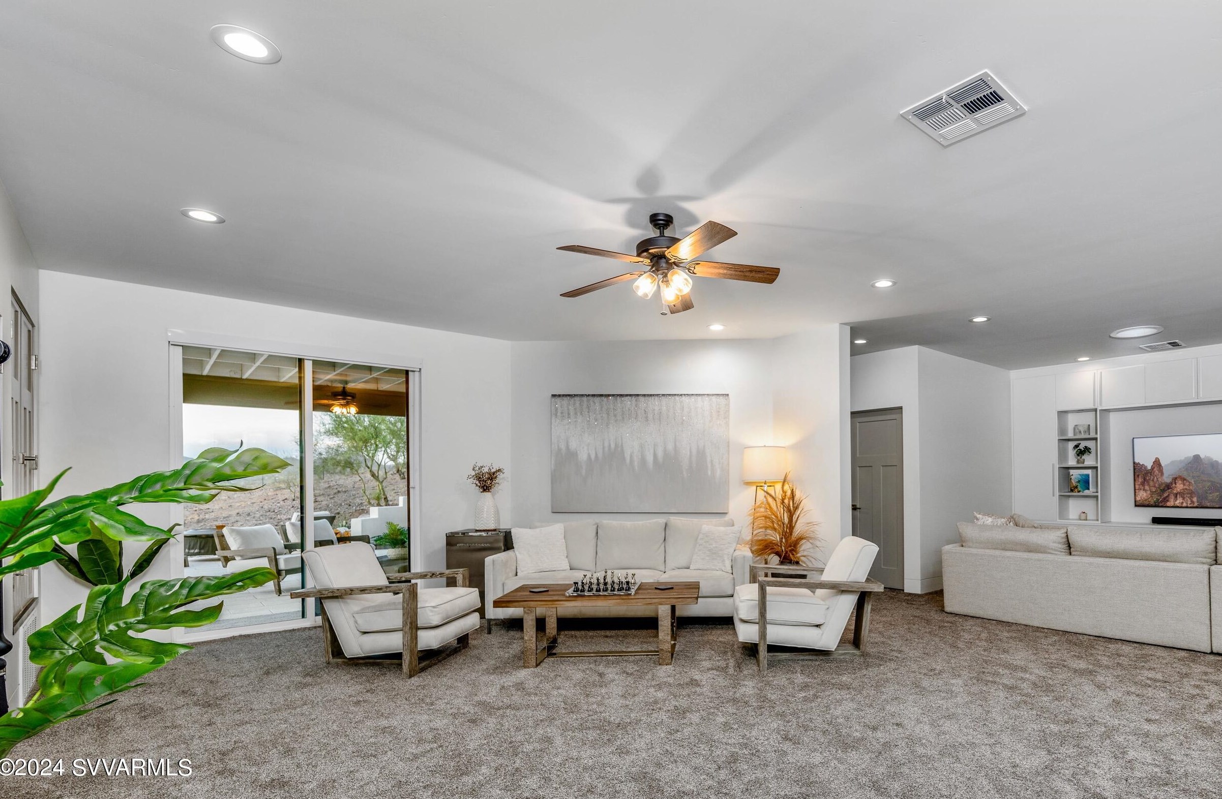 2620 Wolftrap Rd, Phoenix AZ 85087-8286 exterior