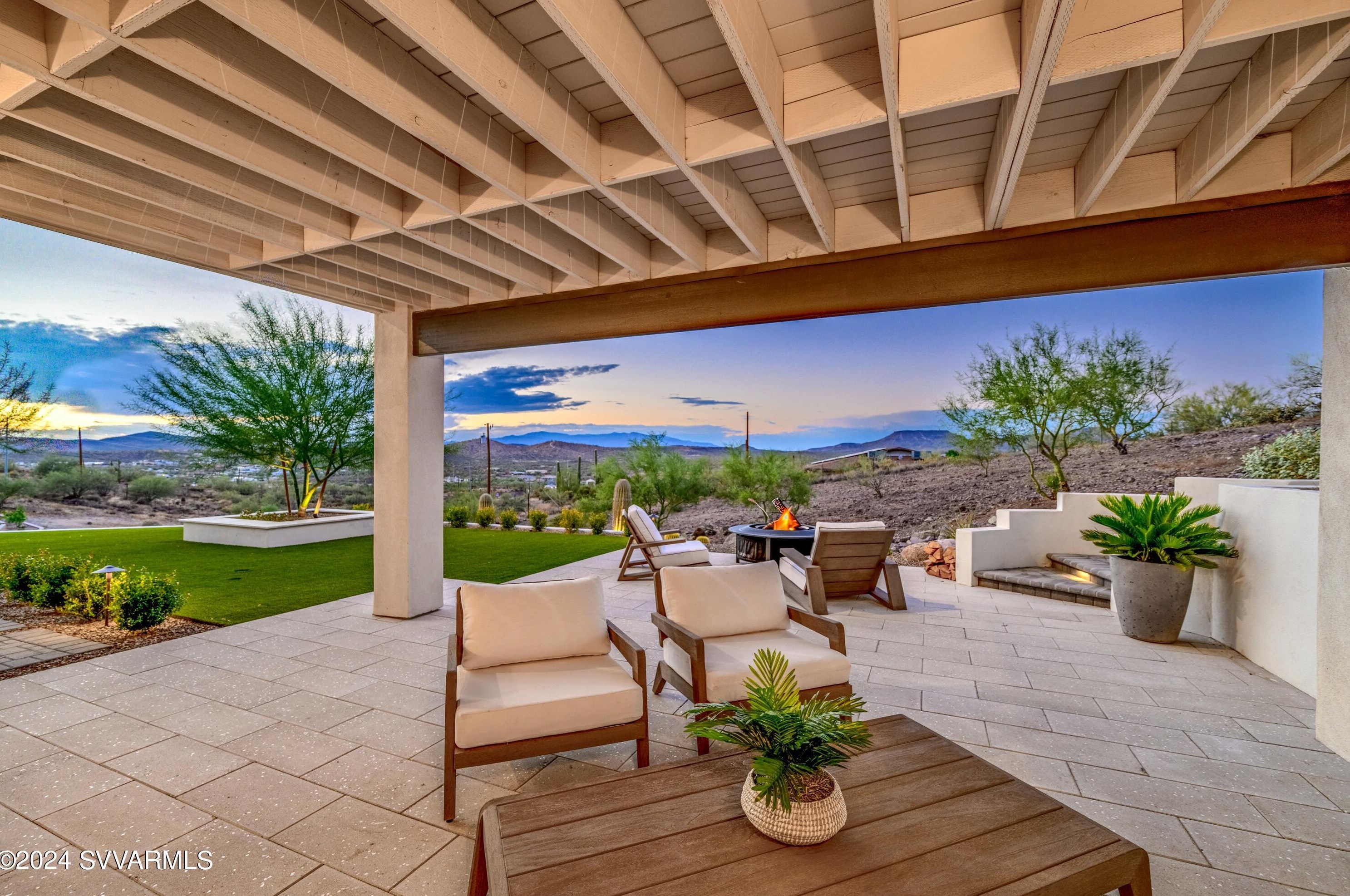 2620 Wolftrap Rd, Phoenix AZ 85087-8286 exterior