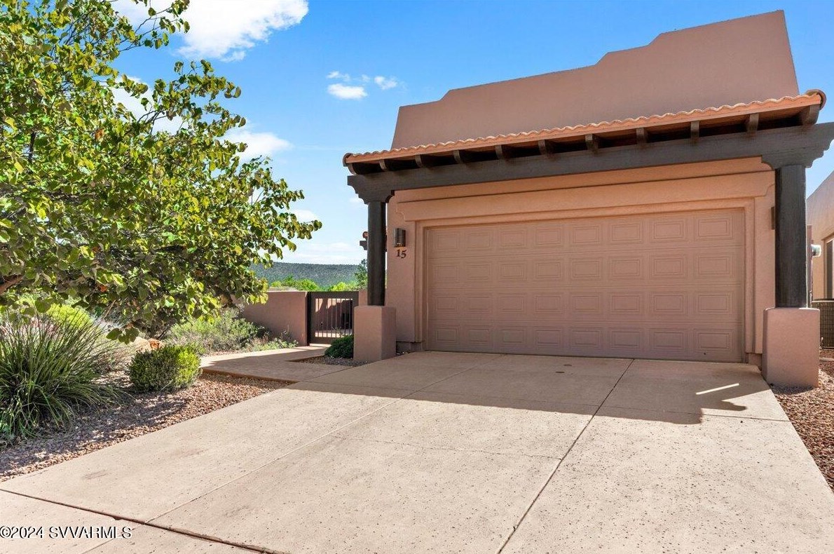 15 Firebird Ct, Sedona, AZ 86351