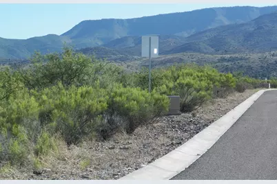541 N Skyline Blvd, Clarkdale, AZ 86324 - Photo 1